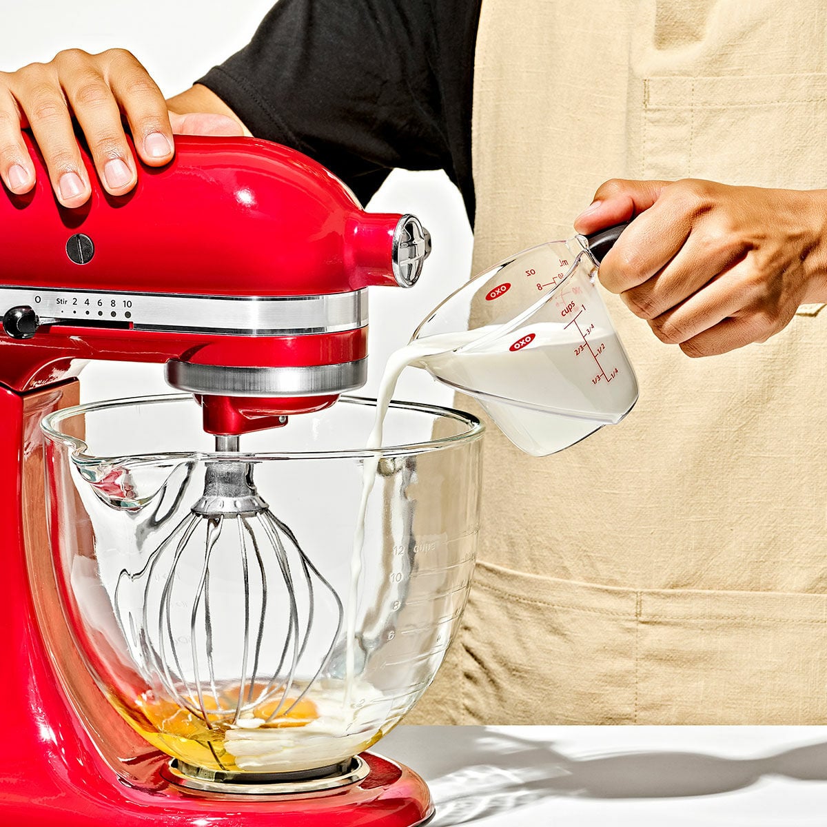 1-cup-angled-measuring-cup-h3 gg_70881v6_1cupangledmeasuringcup_02.jpg