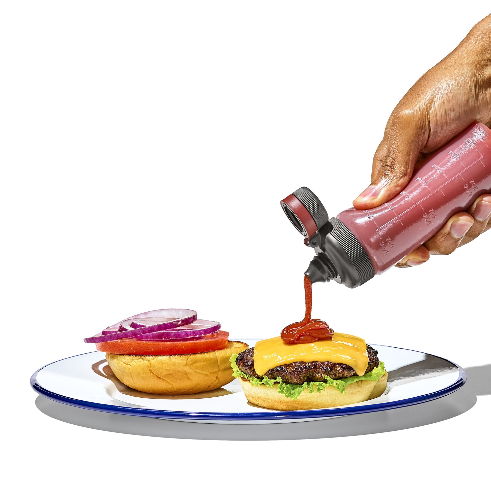 oxo-outdoor-leakproof-squeeze-bottle-set-f8 od_9109200_071921_29_rgb.jpg
