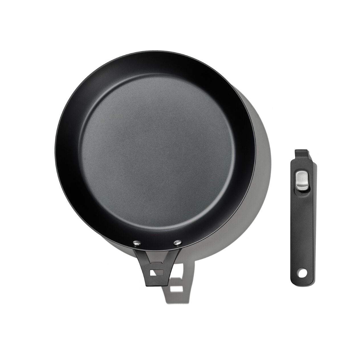 carbon-steel-with-removable-handle-10in-pan-s7 od__2059640001__10incarbonsteelpan_68_rgb.jpg