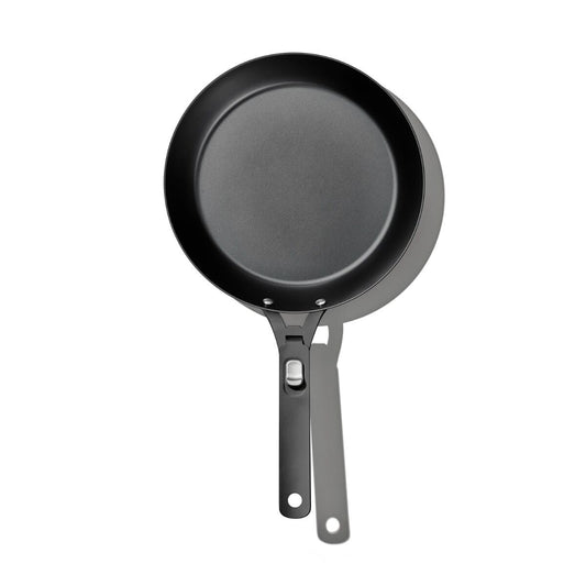 carbon-steel-with-removable-handle-10in-pan-s7 od__2059640001__10incarbonsteelpan_69_rgb.jpg
