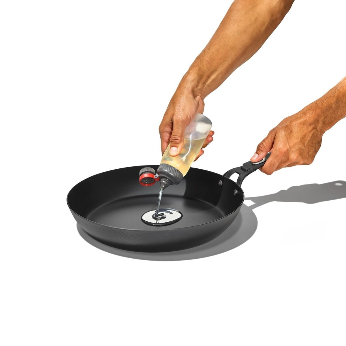 carbon-steel-with-removable-handle-10in-pan-s7 od__2059640001__10incarbonsteelpan_79_p_02_rgb.jpg