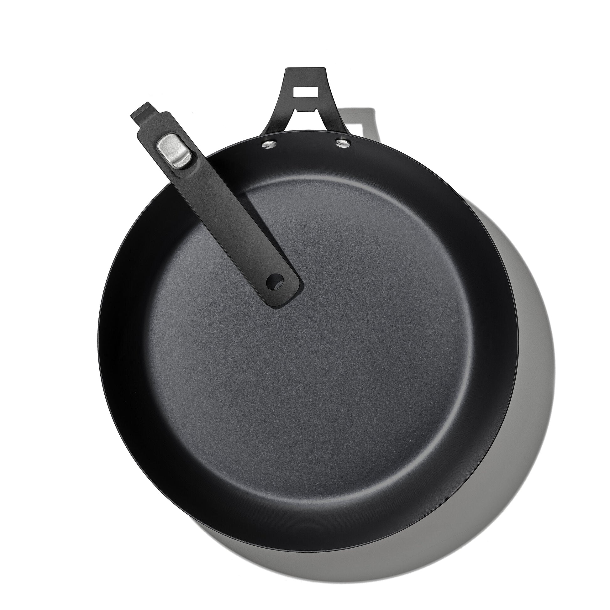 outdoor-12-inch-carbon-steel-pan-with-removable-handle-r9 od__2059650001_12incarbonsteelpan_59_rgb.jpg