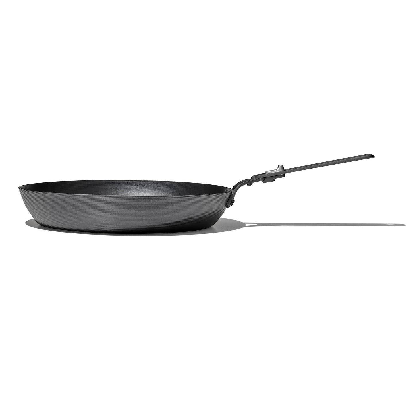 outdoor-12-inch-carbon-steel-pan-with-removable-handle-r9 od__2059650001_12incarbonsteelpan_63_rgb.jpg