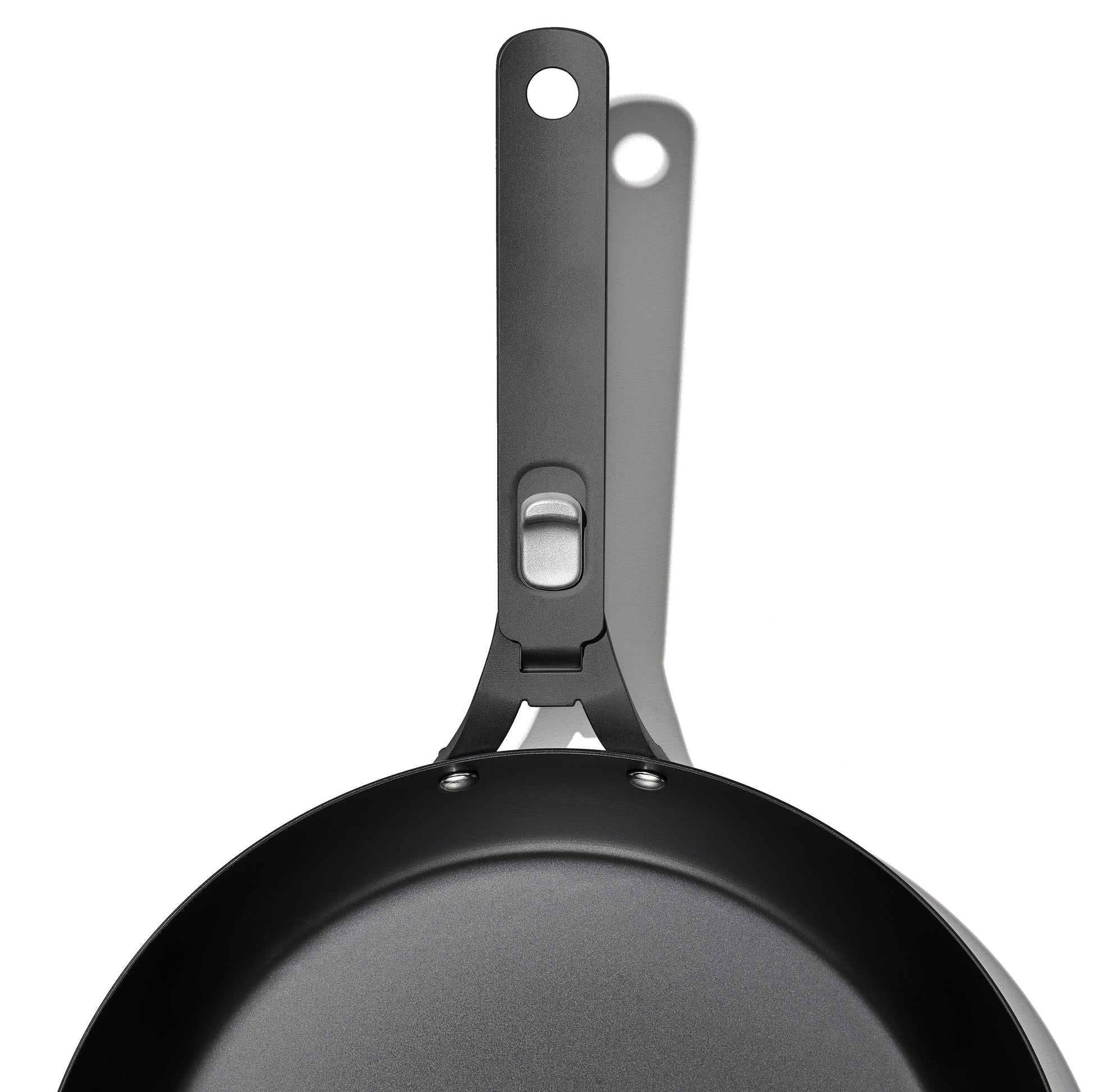 outdoor-12-inch-carbon-steel-pan-with-removable-handle-r9 od__2059650001_12incarbonsteelpan_86_rgb.jpg