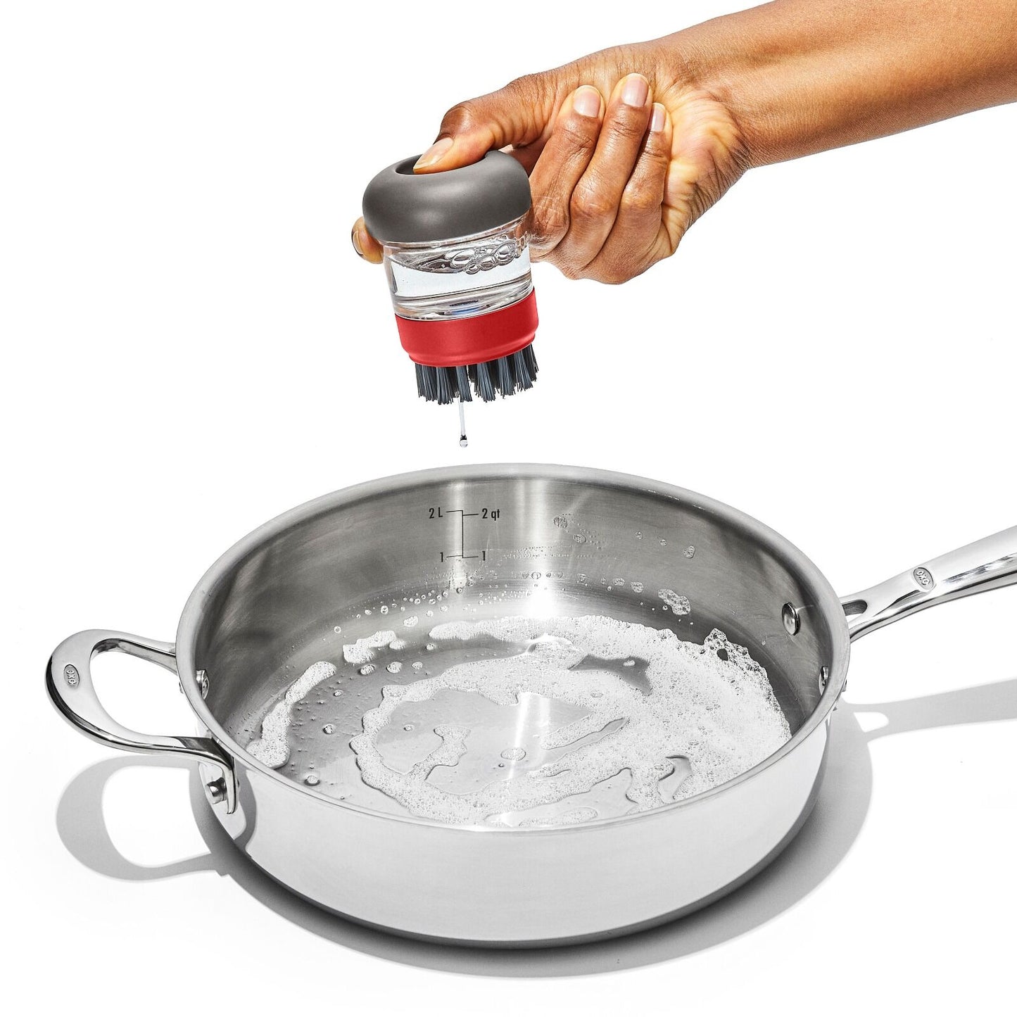 outdoor-soap-dispensing-dish-brush-with-storage-case-j2 odr_9209700_soapdispensingbrush_10.jpg