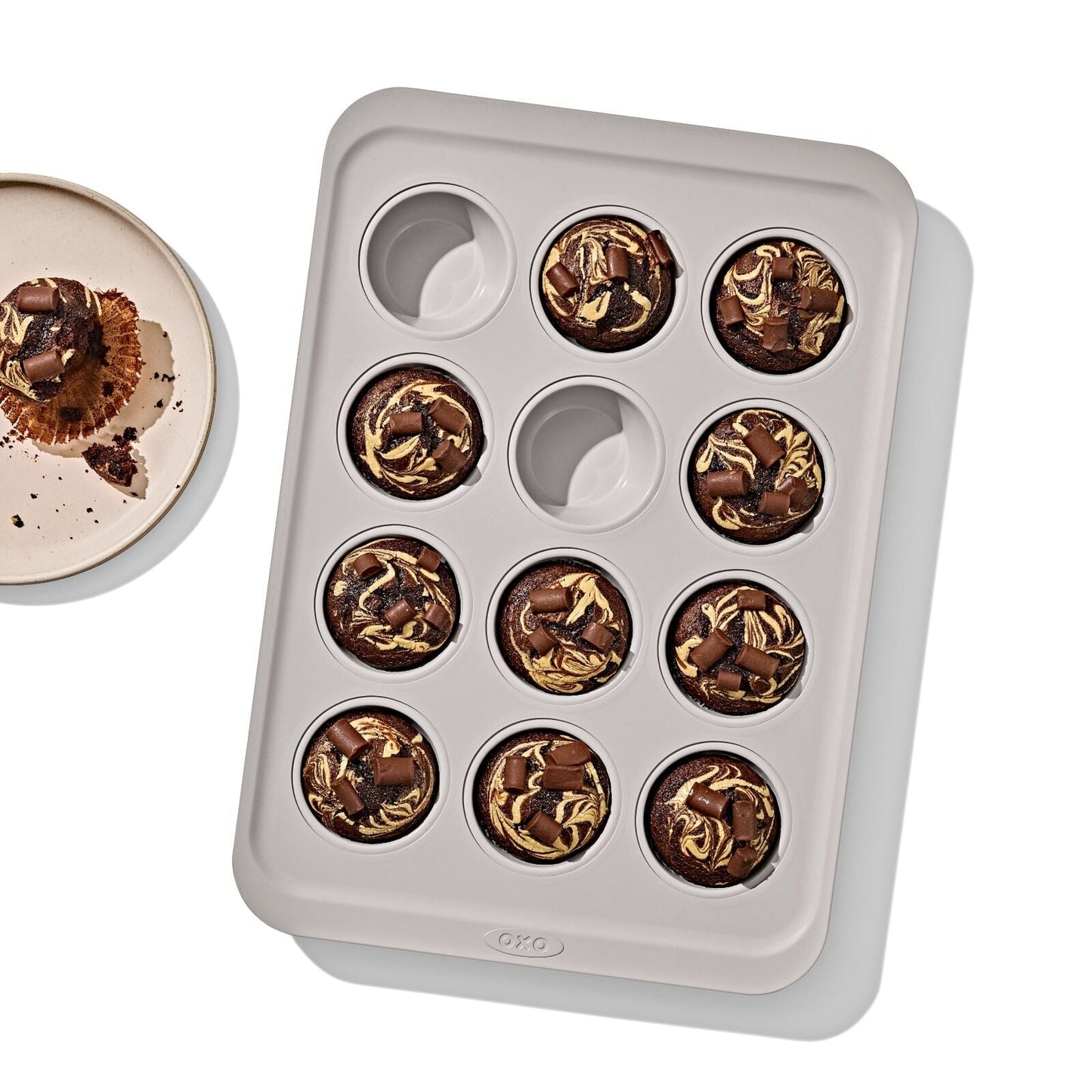 non-stick-pro-ceramic-coated-metal-bakeware-12-cup-muffin-pan-storm-blue-v5 oxo_12-cup-muffin-pan_pdp_01.jpg