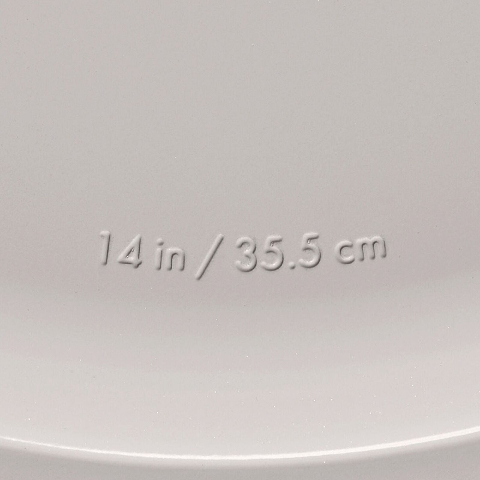 non-stick-pro-ceramic-coated-metal-bakeware-15-pizza-pan-r8 oxo_15in-pizza-pan_pdp_05_1.jpg