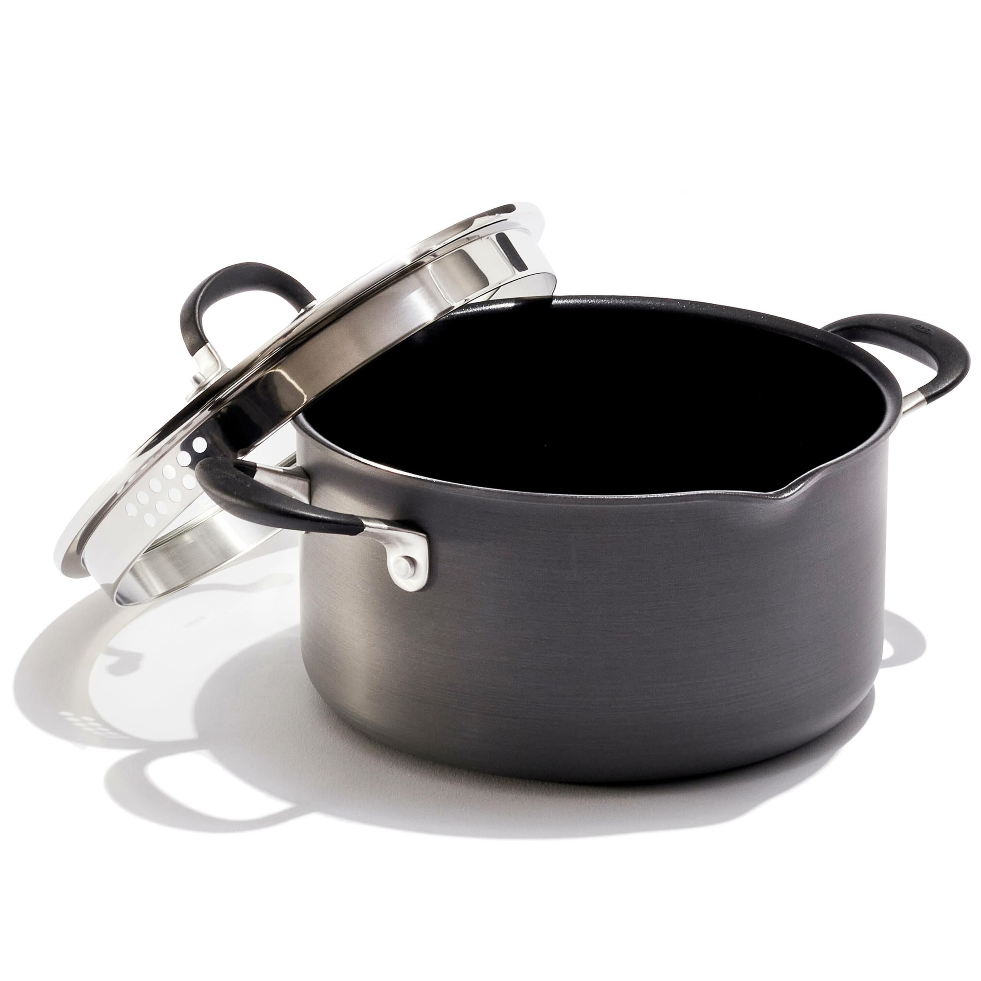non-stick-6-quart-stock-pot-with-lid-e4 oxo_6qstockpot_product_1_.jpg