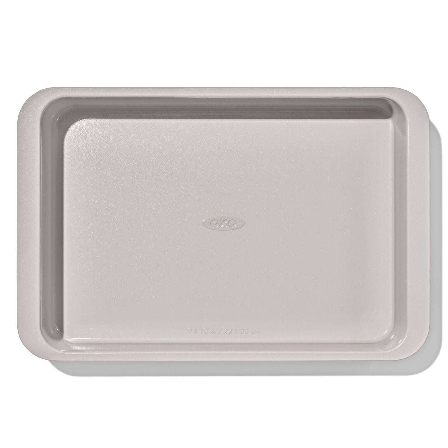 non-stick-pro-ceramic-coated-metal-bakeware-9-x-13-cake-pan-l3 oxo_9x13-cake-pan_pdp_06_1.jpg