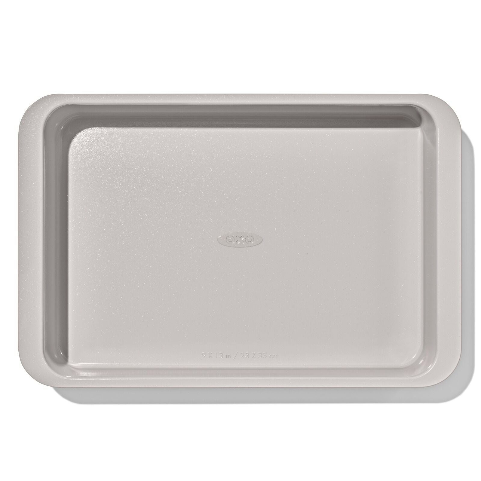non-stick-pro-ceramic-coated-metal-bakeware-9-x-13-cake-pan-l3 oxo_9x13-cake-pan_pdp_06_1.jpg