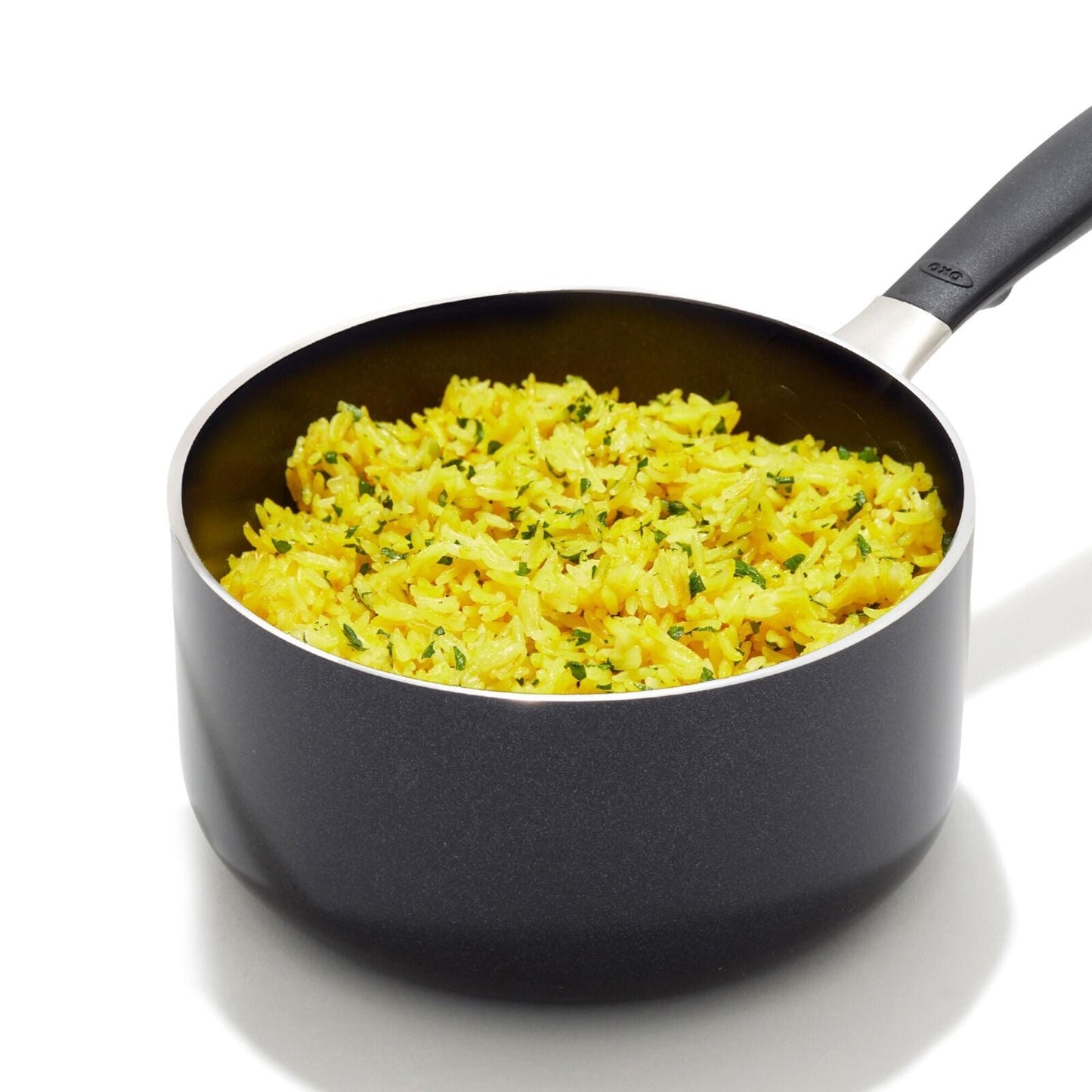 non-stick-pro-every-day-1-6-qt-saucepan-with-lid-a6 oxo_cc010467-001_nonstick-everyday-1p6qt-saucepan_pdp_03.jpg