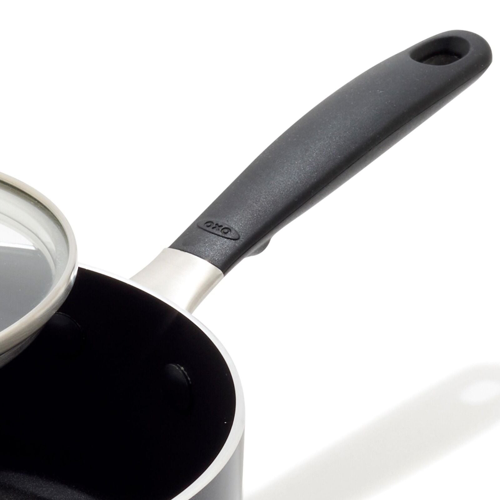 non-stick-pro-every-day-1-6-qt-saucepan-with-lid-a6 oxo_cc010467-001_nonstick-everyday-1p6qt-saucepan_pdp_04.jpg