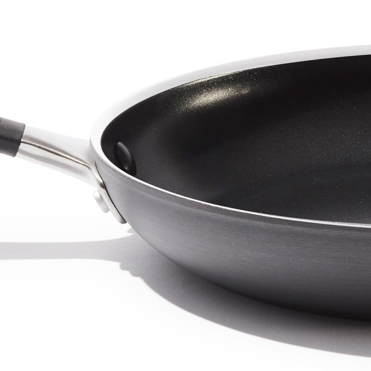 non-stick-pro-every-day-12-inch-frypan-h6 oxo_cc010470-001_nonstick-everyday-12in-fry-pan_pdp_06.jpg