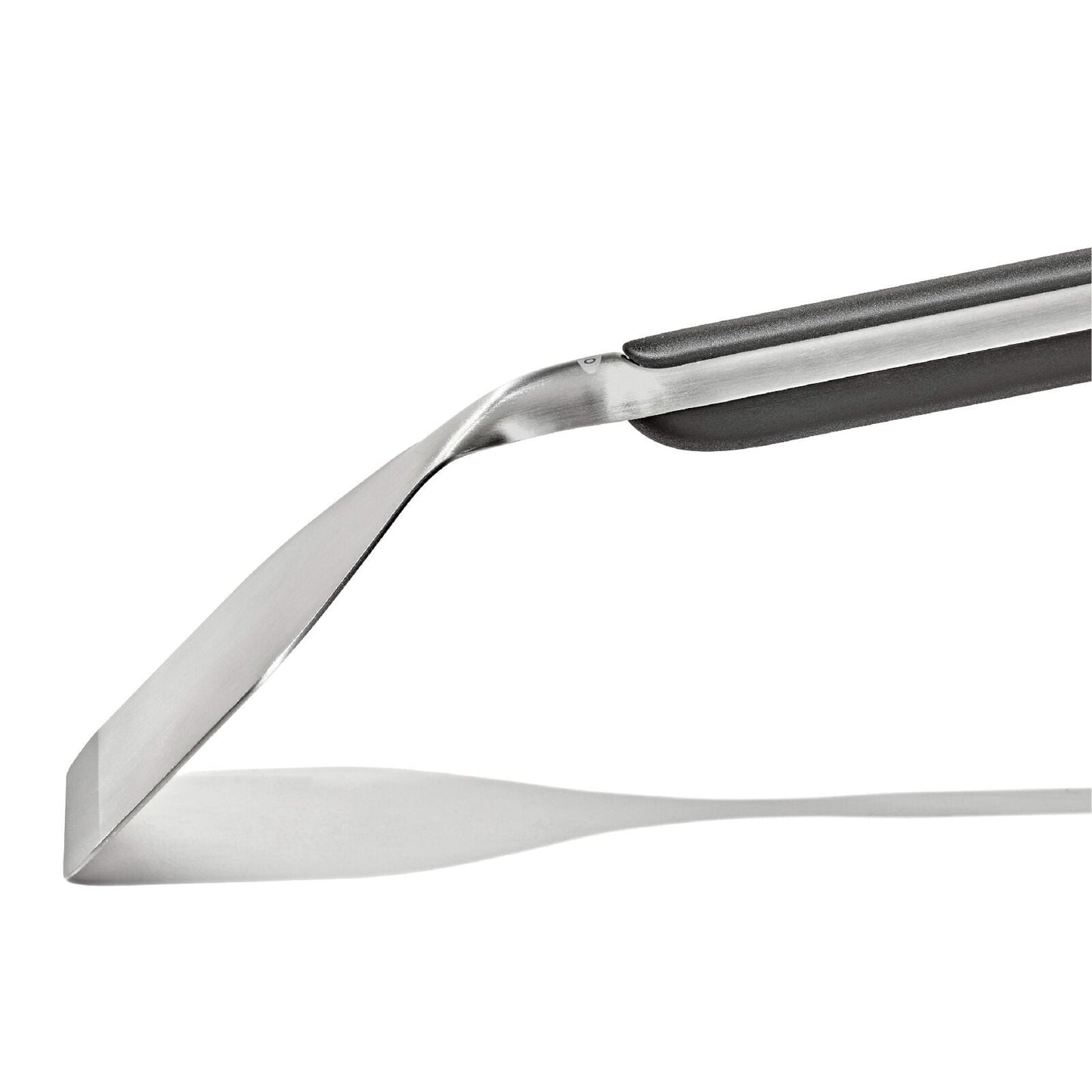 griddle-scraper-a5 oxo_griddle-scraper_pdp_06.jpeg