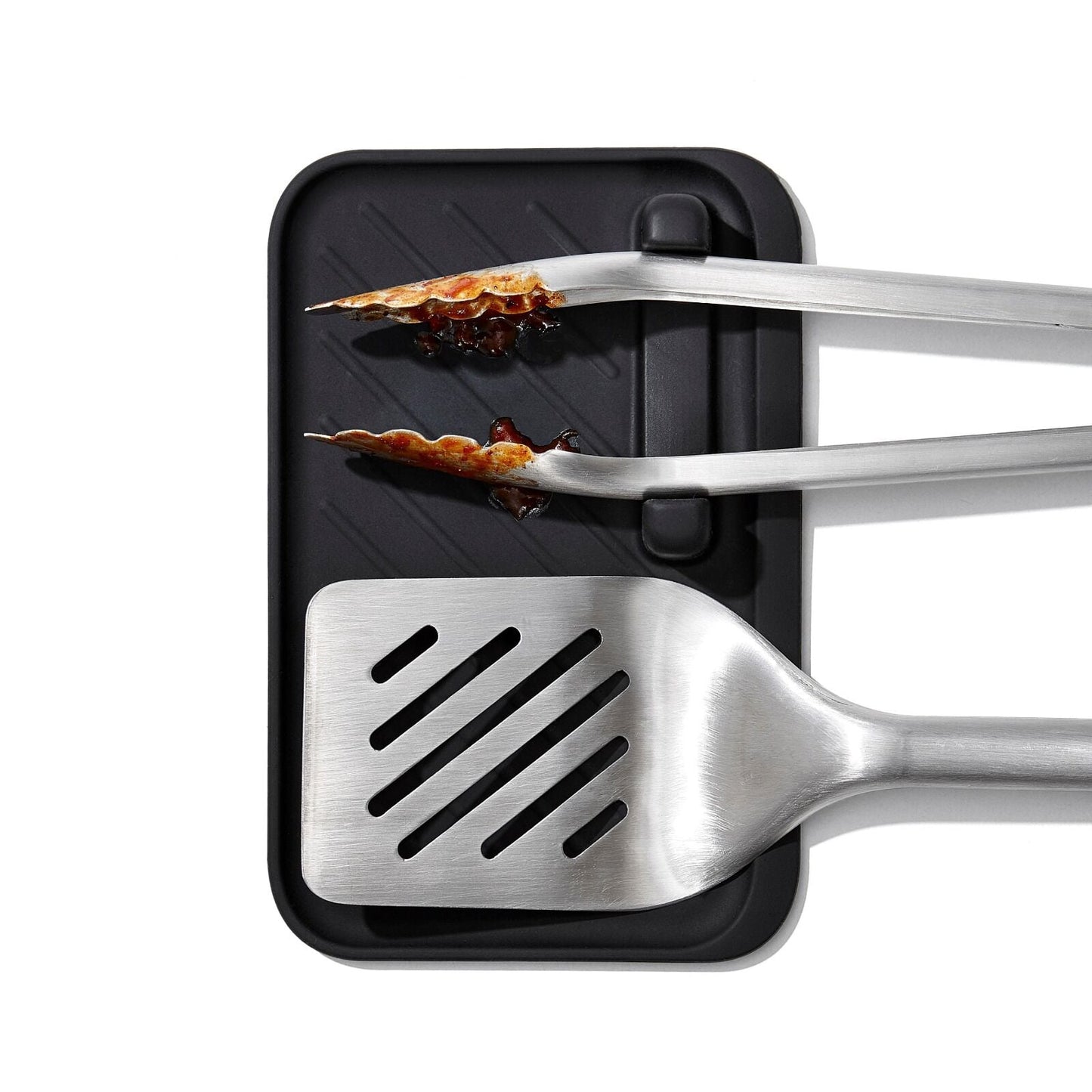 outdoor-3-piece-grilling-tool-set-x1 oxo_grilling_tool_set-9110100_012.jpg