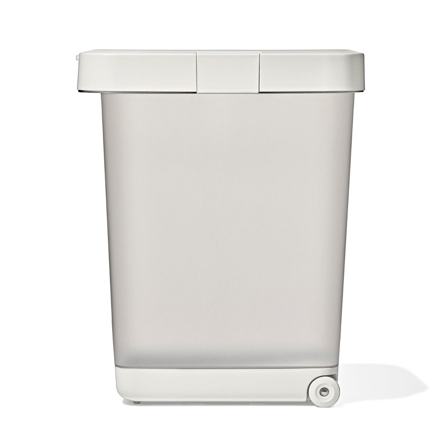 oxo-pet-airtight-food-container-with-scoop-extra-large-n5 pet_7301600_airtight-food-container-extra-large_pdp_07.jpeg