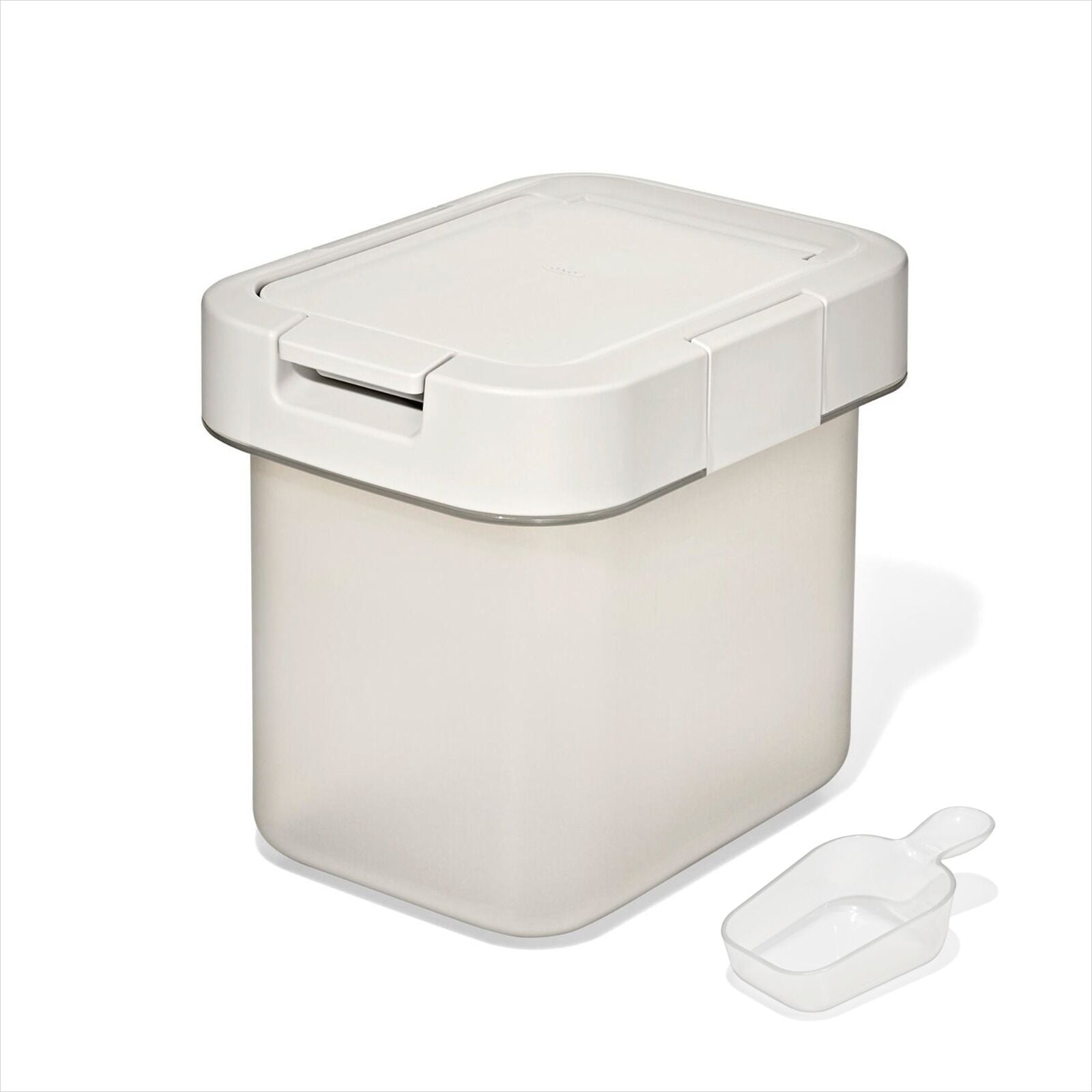 oxo-pet-airtight-food-container-with-scoop-small-j4 pet_7301700_airtight-food-container-small_apdp_00_main.jpg