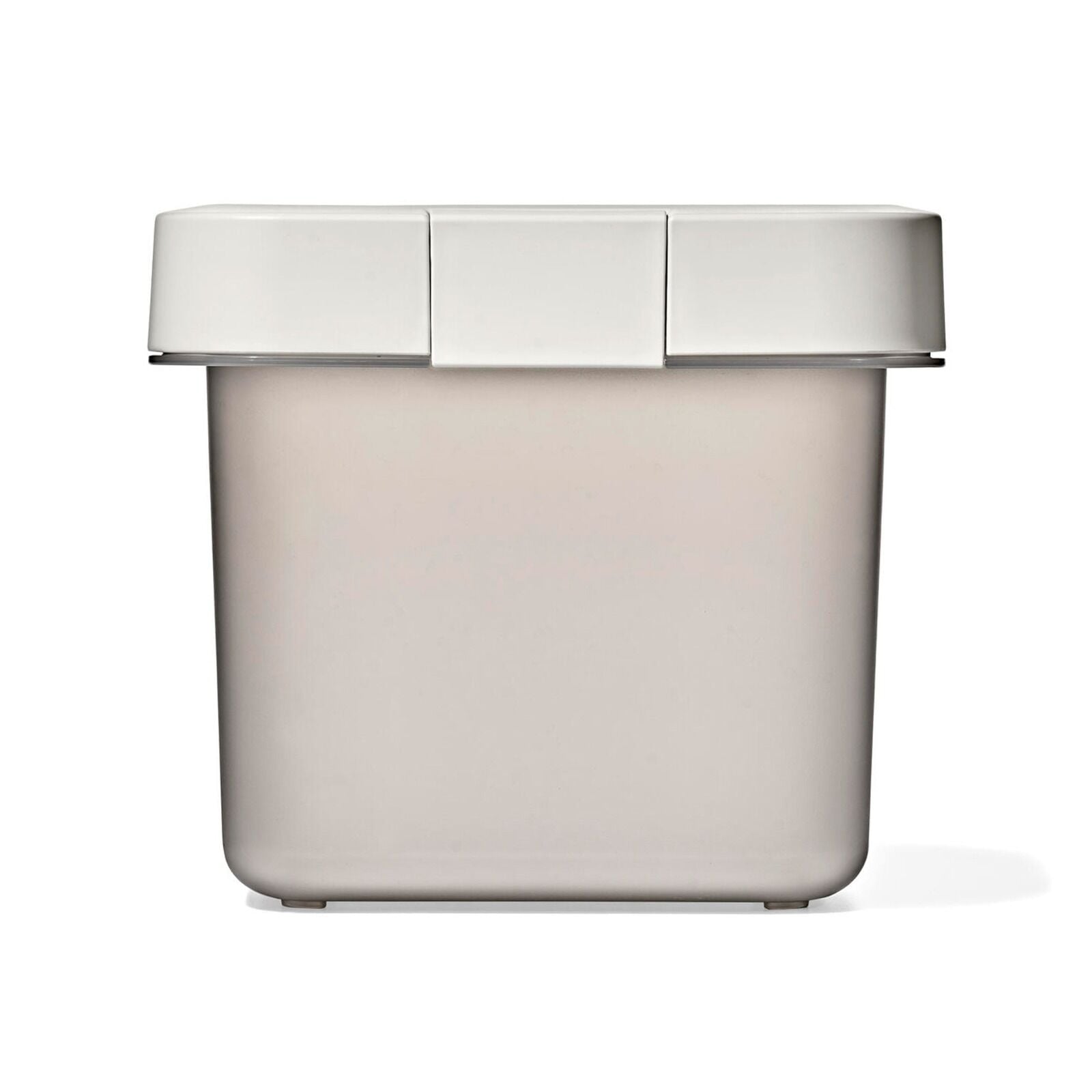oxo-pet-airtight-food-container-with-scoop-small-j4 pet_7301700_airtight-food-container-small_pdp_03.jpg