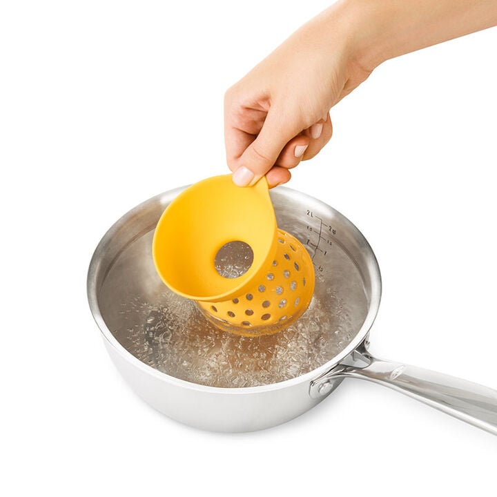 silicone-egg-poacher-set-of-2-k3 poacher_4.jpg