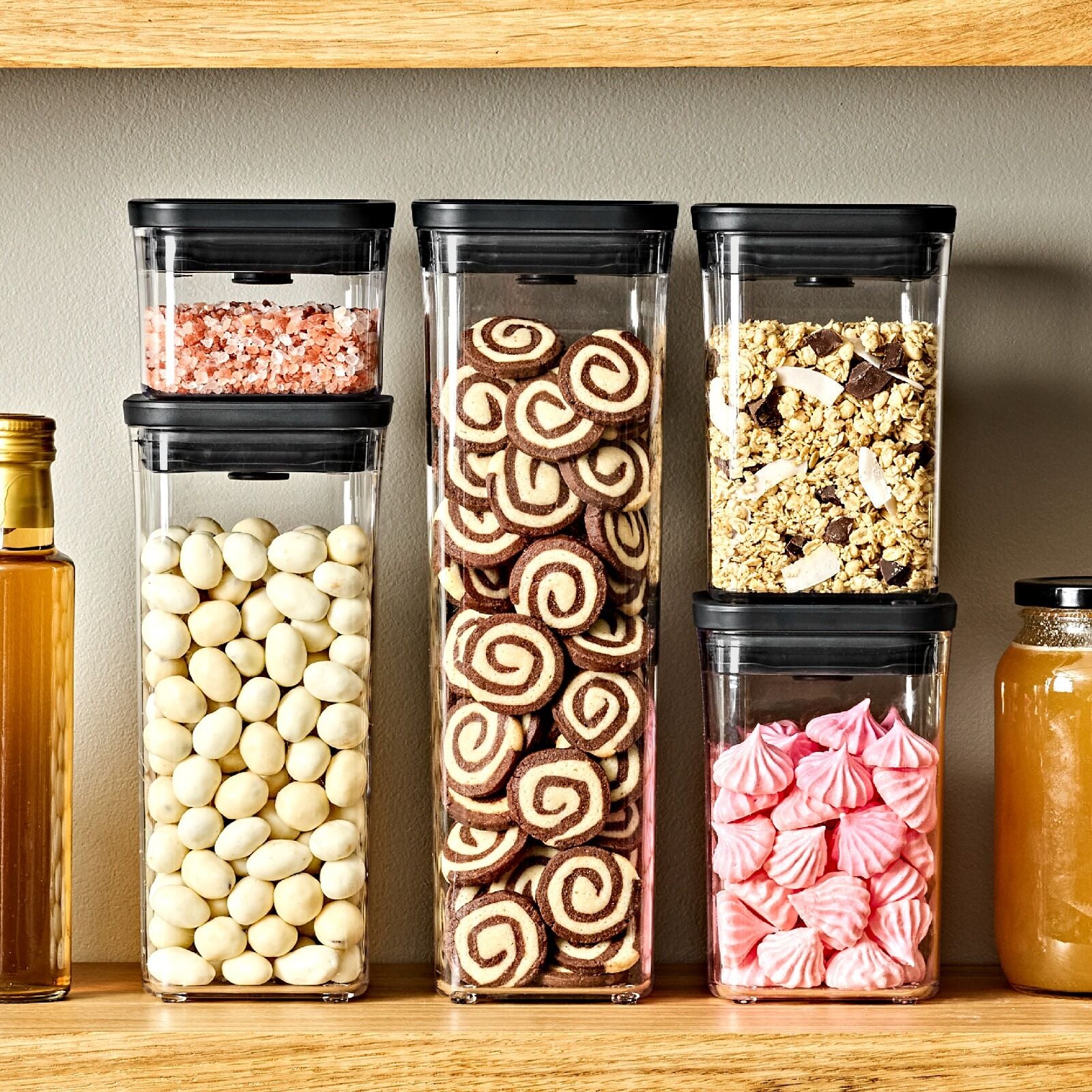 5-piece-pop-container-set-z4 pop-matte-neutrals-black_pdp_05.jpg