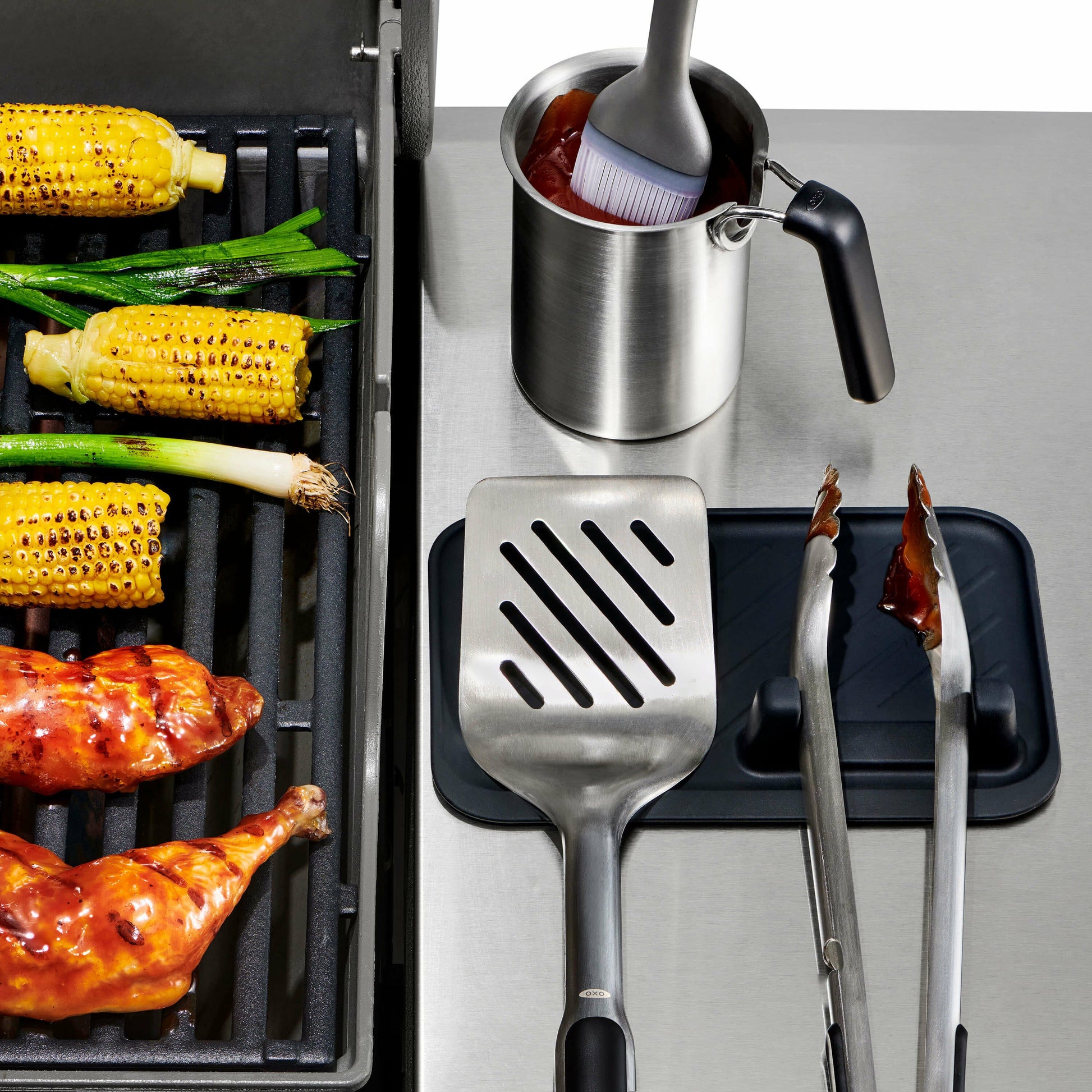 grilling-tool-rest-n5 sw_21185800_052020_7_rgb_1_.jpg