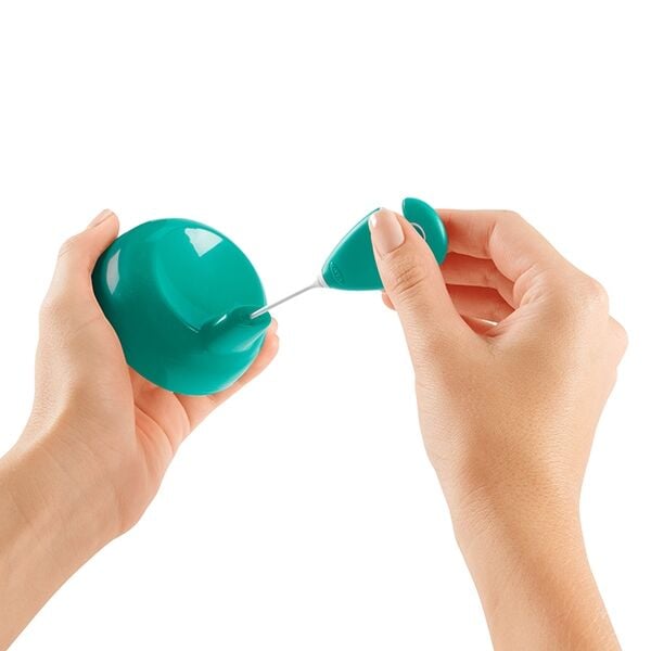 cleaning-set-for-straw-and-sippy-cups-u5 tot_62123100_4a.jpg