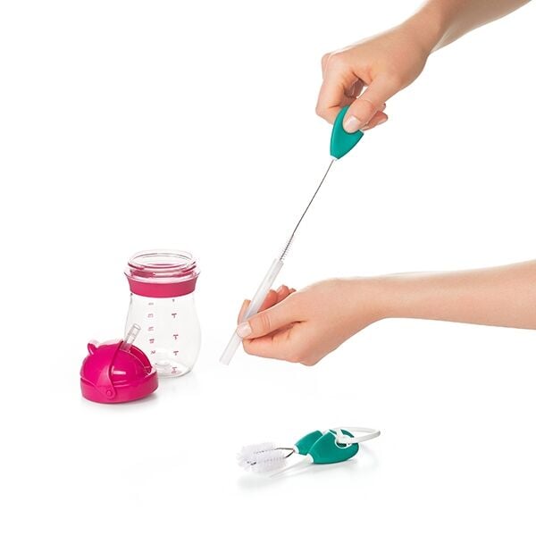 cleaning-set-for-straw-and-sippy-cups-u5 tot_62123100_4d.jpg