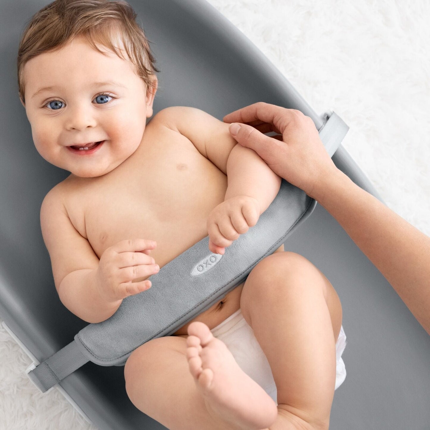 tot-changing-pad-gray-d2 tot_63154800_changingpad_pdp_05.jpg
