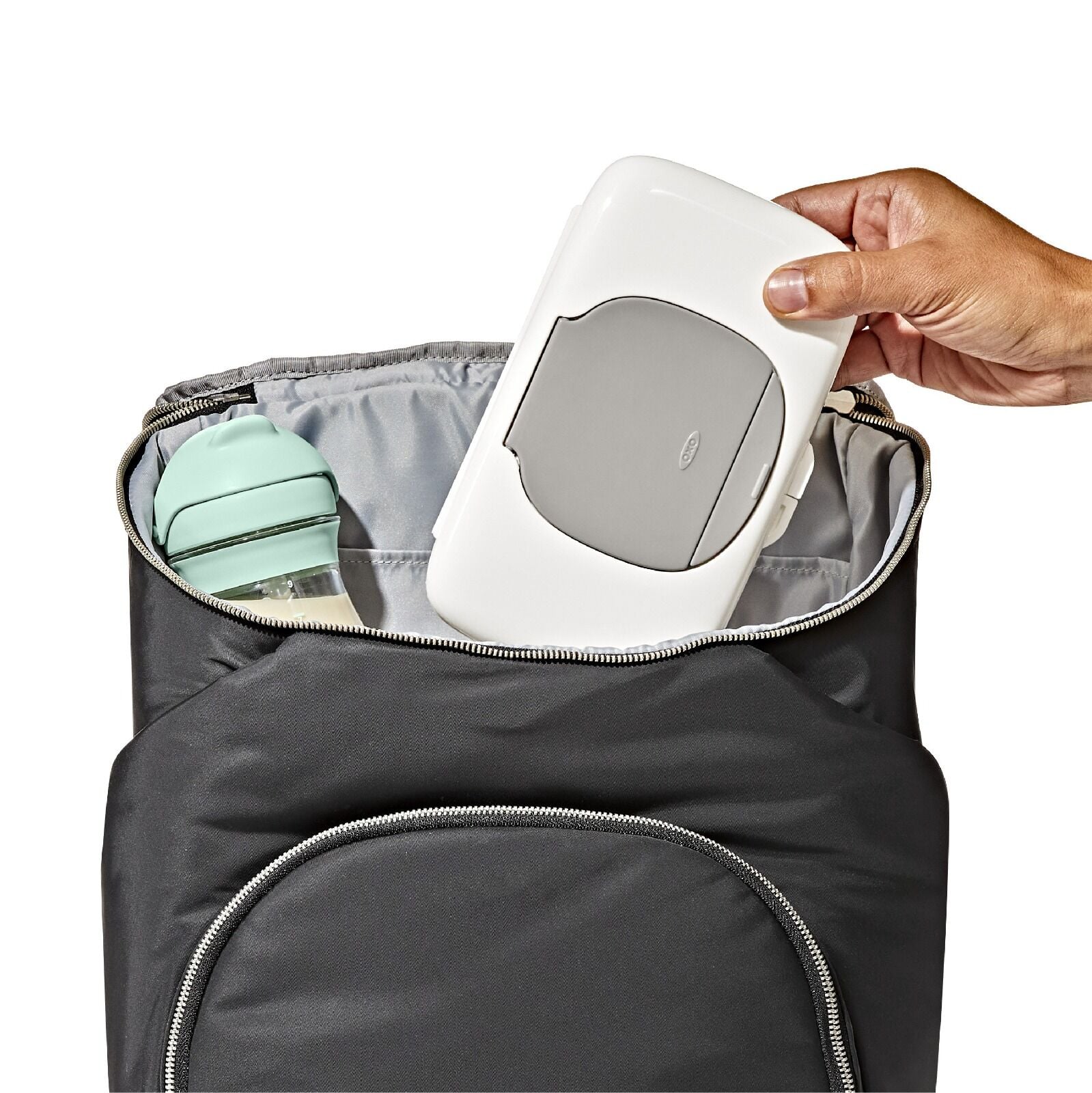 on-the-go-wipes-dispenser-i9 tot_63175100_otg-wipes-dispenser-drizzle_pdp_05.jpeg