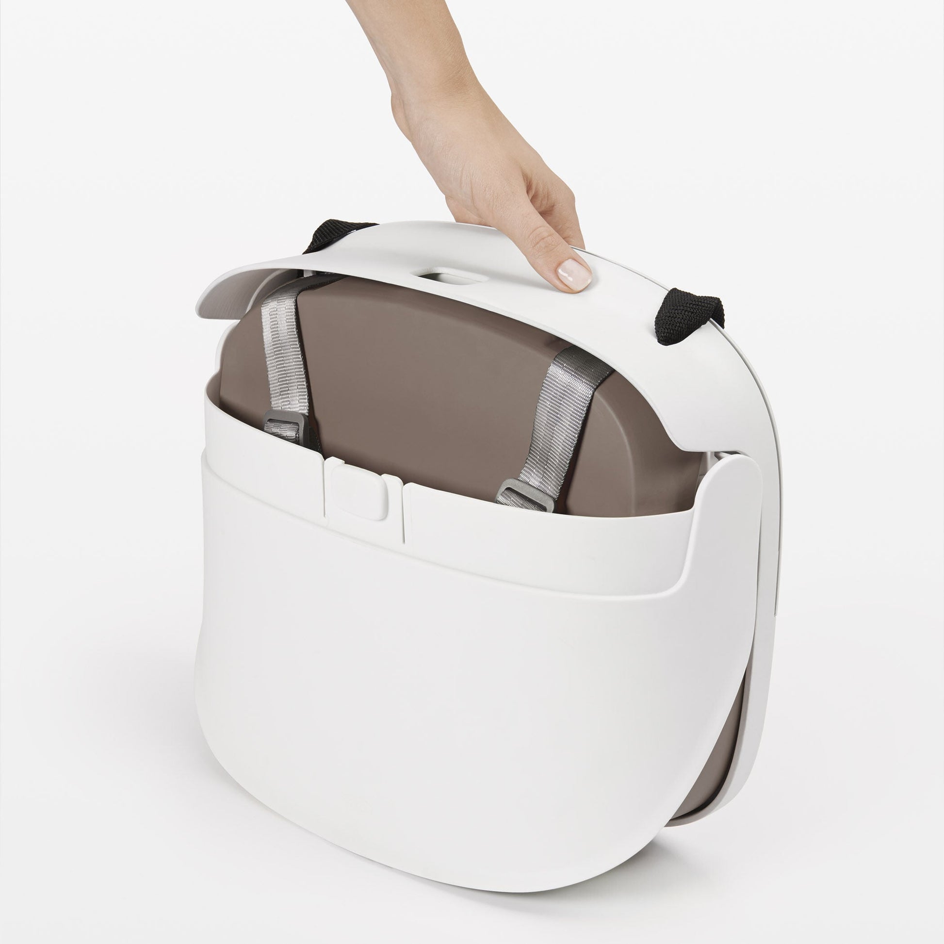 perch-booster-seat-with-straps-d4 tot_6366800_4d.jpg