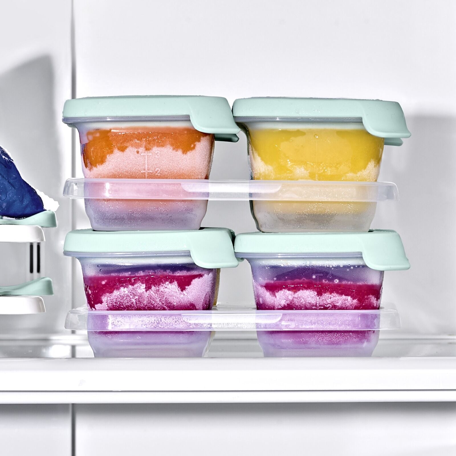silicone-baby-blocks-food-storage-containers-4-oz-opal-x5 tot_silicone-baby-blocks-4oz_opal_pdp_05_1.jpeg