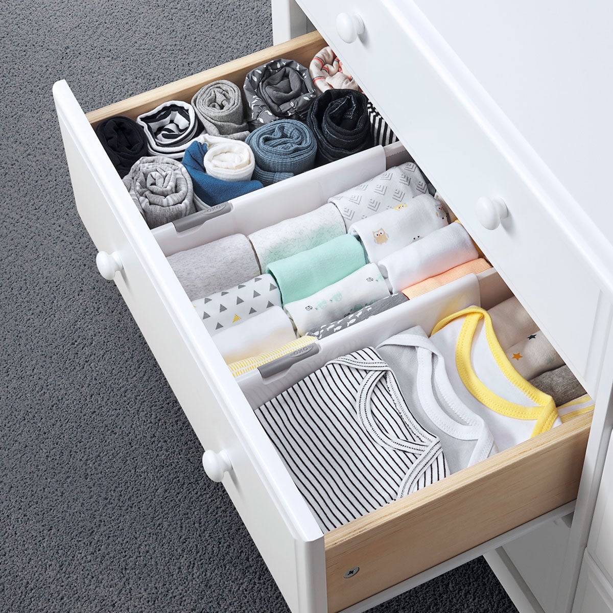 oxo-tot-expandable-dresser-drawer-divider-4-pack-a4 us298jxx1qakpzqgvd7o.jpg